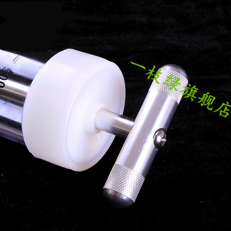 精準繁育，高效養殖 注射器子宮清洗器在豬人工授精中的應用與價值